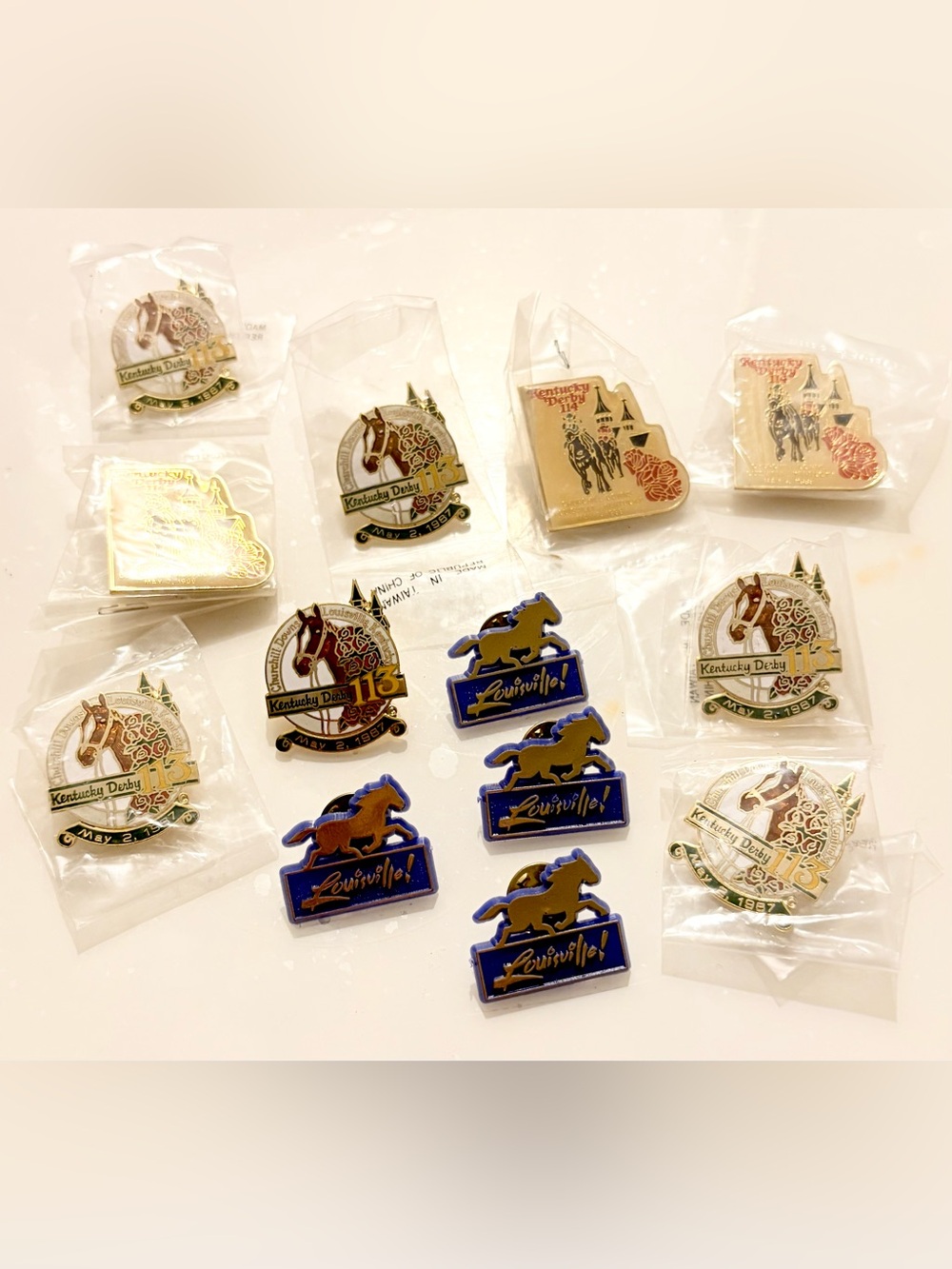 Kentucky Derby Louisville Horse Racing Collectible Pinback Pins
Lot of 13